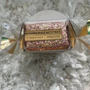 Mini Emergency kit 17 emergency essentials